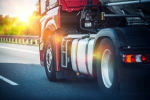 Large Trucks Leveraging Technology and Slipstream to Save Energy Amid Concerns from Safety Advocates