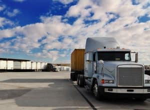 Commercial Truck Crashes – Who Can Be Named in a Lawsuit?