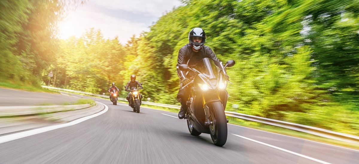 How You Can Become a Defensive Motorcycle Rider Gainsberg